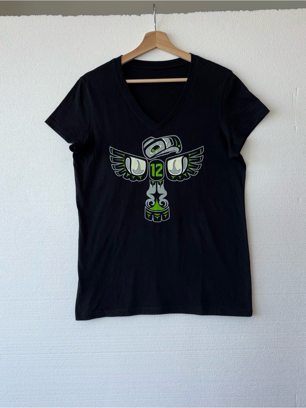 Seahawks Twelfie Womens Gameday T-Shirt, Black, size Medium / 10  NWOT